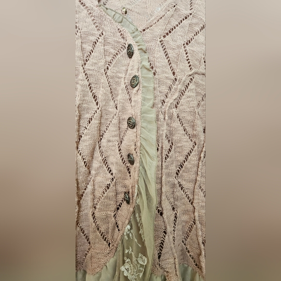 BKE Boutique Pointelle Cardigan Sweater Womens Mesh Trim Button Font Pink Sz XL - Picture 2 of 12